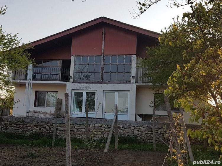 Casă cu Teren 1000 Mp în Limanu