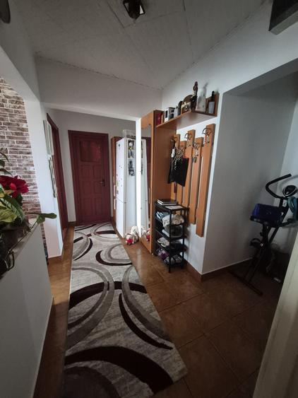 Apartament cu 2 camere decomandat în Năvodari Tabără
