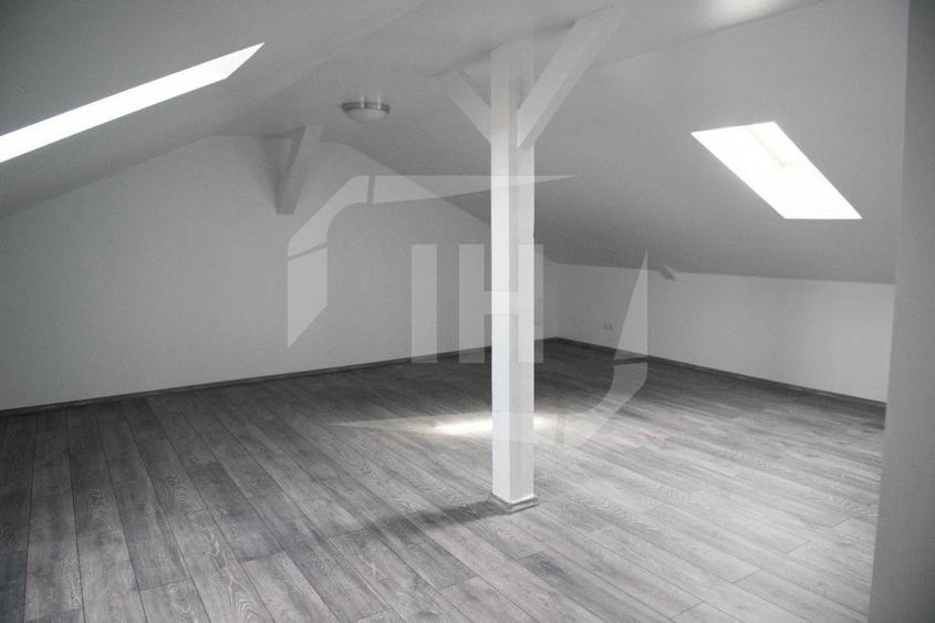 Casă individuală cu 4 camere cu Piscina în Gruia