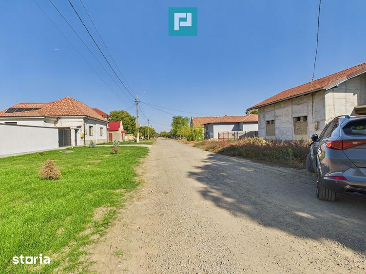 Casa la ro?u cu 4 camere de vanzare - 6