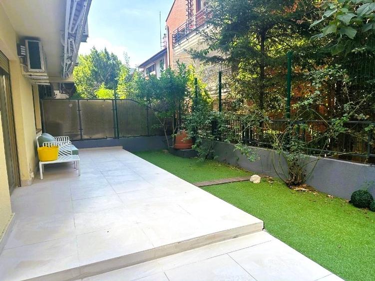 Apartament cu 3 camere în Nordului