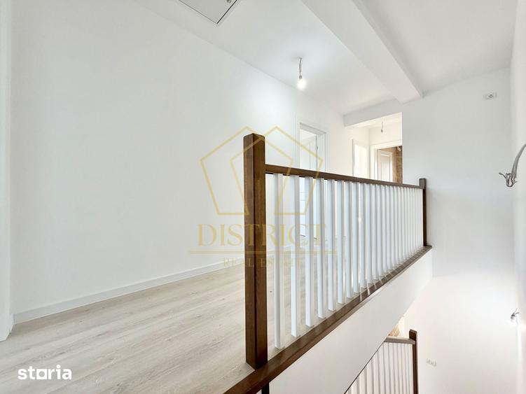 Casă cu 5 camere cu Teren 470 Mp în Ghiroda