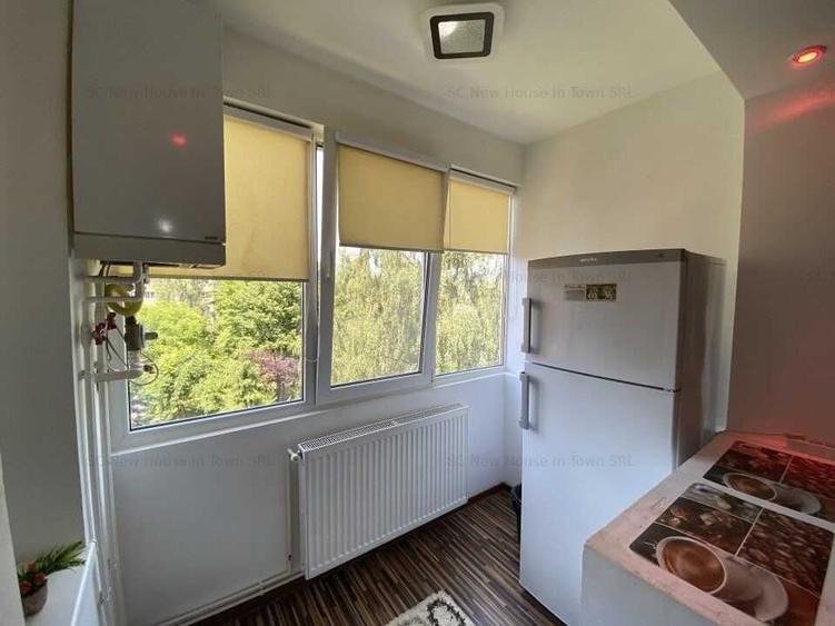 Garsonieră decomandată în Drumul Carului