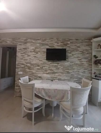 Apartament Cu 2 Camere Semidecomandate Etaj 1 Zona Ultracentrala - 1
