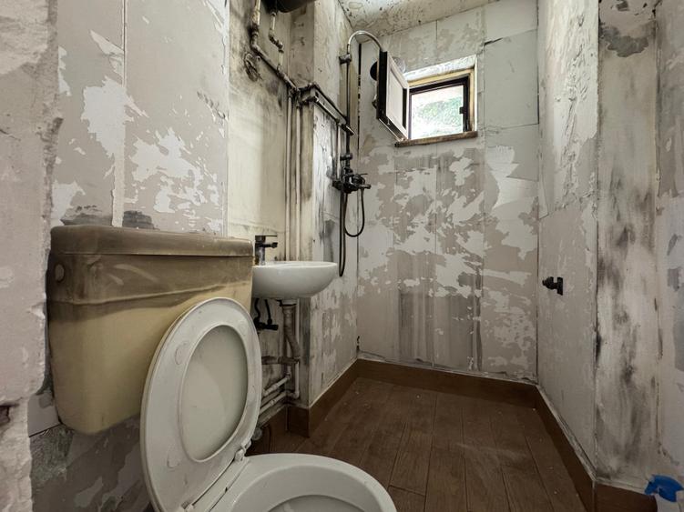 Apartament cu 2 camere decomandat în Primăverii