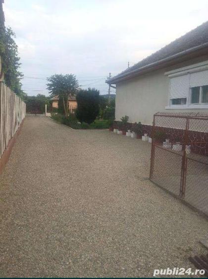 Casă cu 3 camere în Dumbrăveni