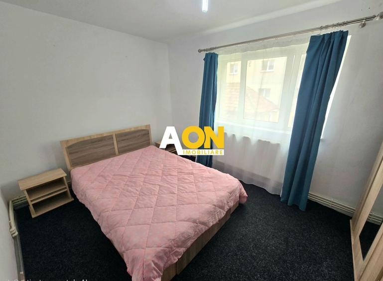 Apartament cu 2 camere semidecomandat, mobilat în Cetate — fotografia 1