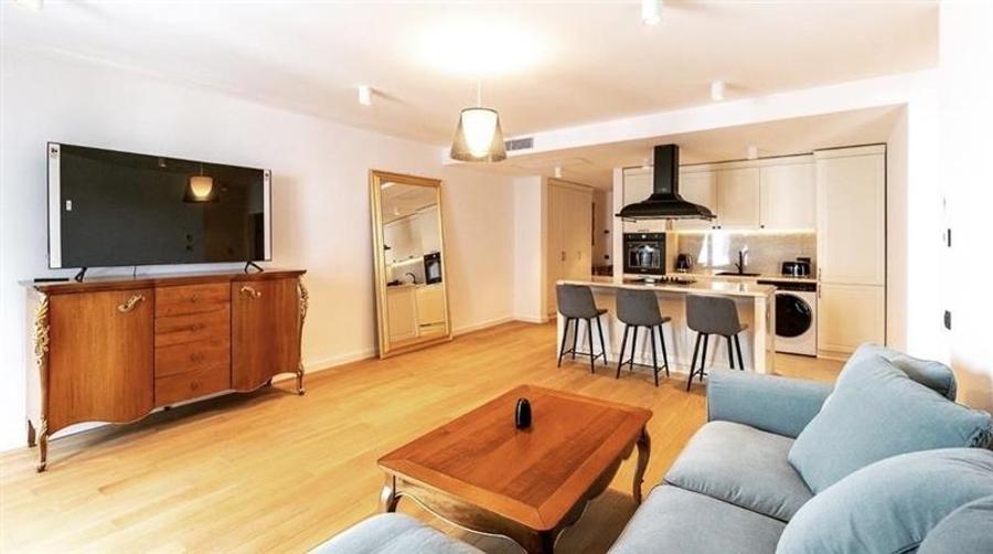 Apartament cu 2 camere decomandat, mobilat în Herăstrău