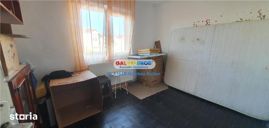 Apartament cu 2 camere în Micro 6