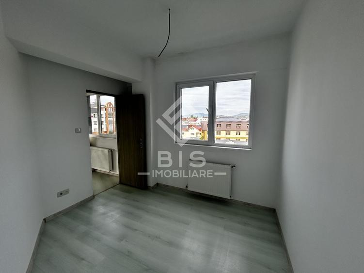 Apartament cu 3 camere decomandat în Viișoara