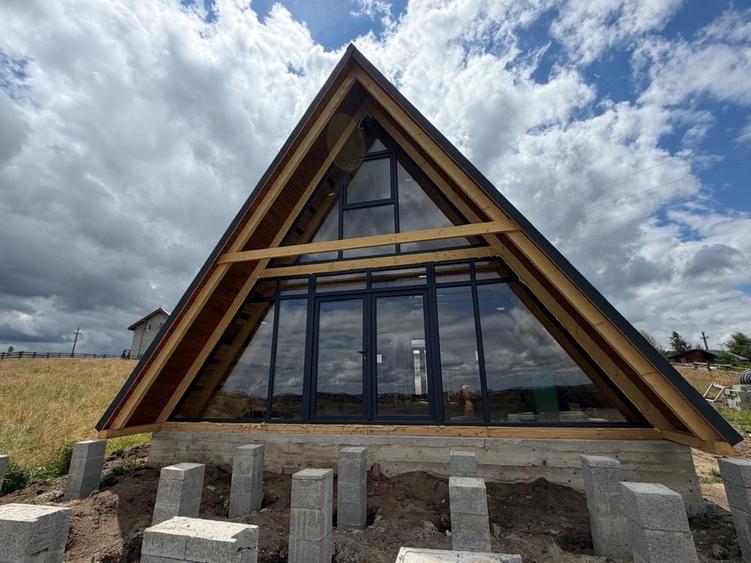 Casă cu 3 camere în Măguri