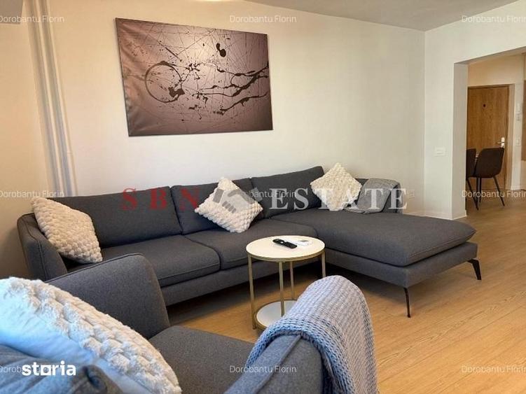 Apartament cu 3 camere semidecomandat în Decebal