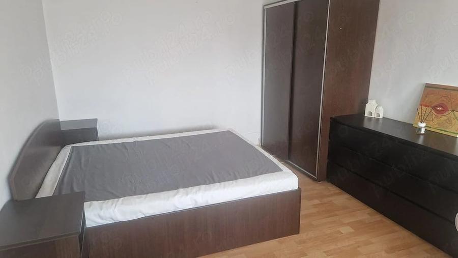 Garsonieră decomandată în Tei