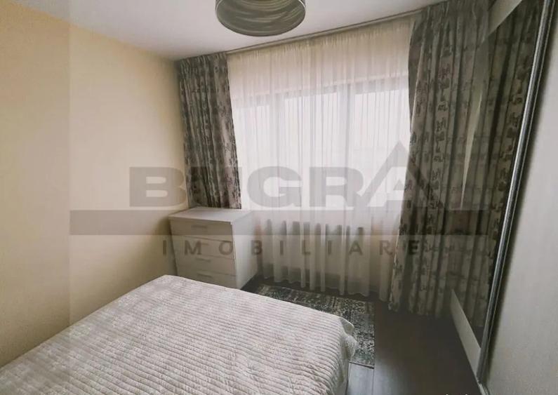 Apartament cu 3 camere semidecomandat, mobilat în Europa