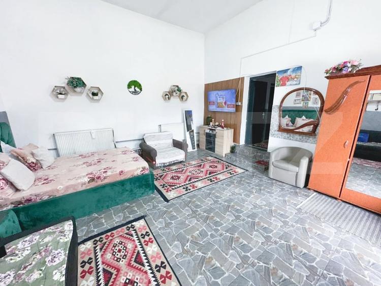 Spațiu comercial, de 350 mp, în Târnăveni