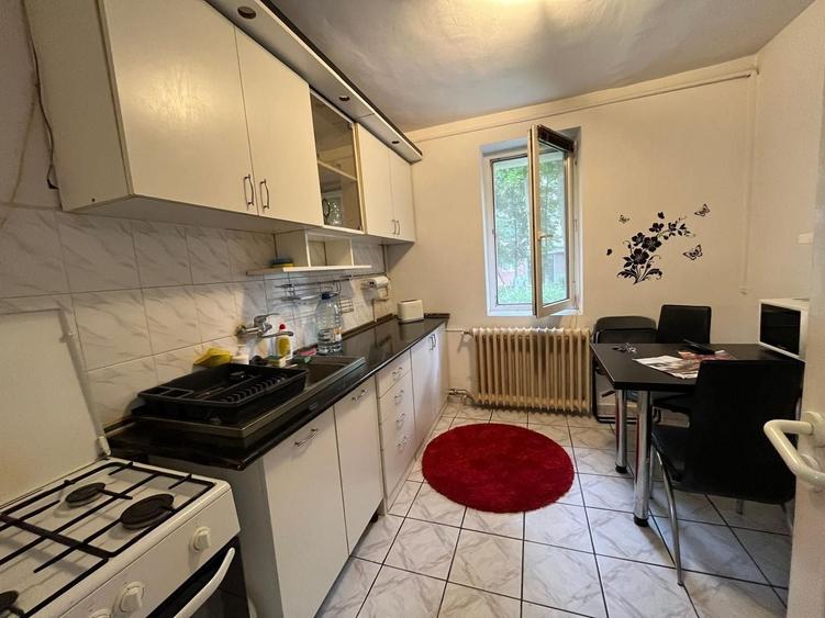 Apartament cu 2 camere semidecomandat, mobilat în Gheorgheni