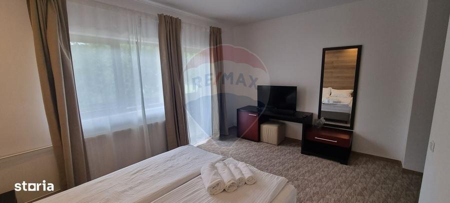 Spațiu comercial, de 860 mp, în Central