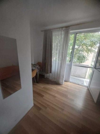 Apartament cu 2 camere decomandat în Semicentral
