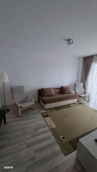 Garsonieră decomandată în Central