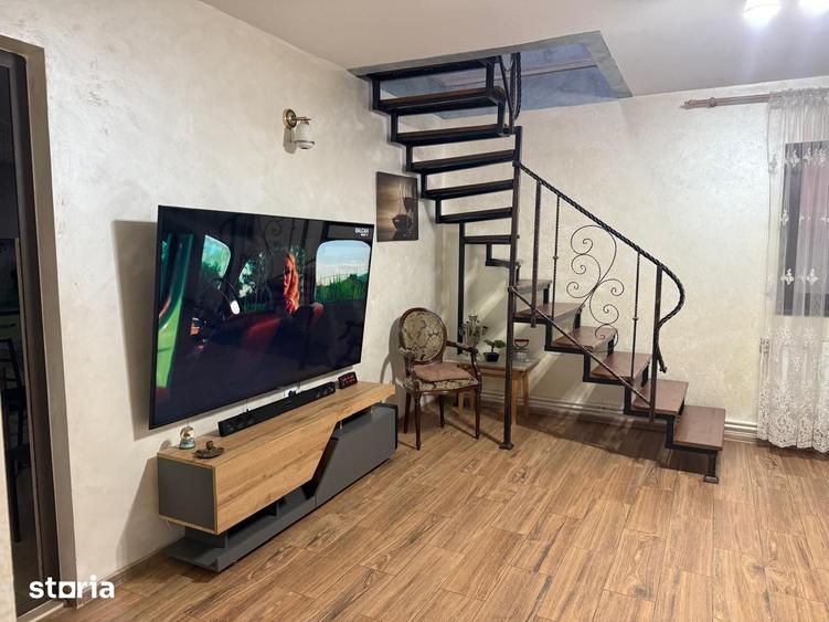 Casă cu 5 camere cu Teren 190 Mp în Chercea