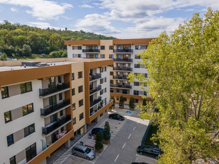 Apartament cu 2 camere decomandat în Frumoasa