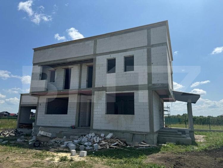 Casă cu 5 camere cu Teren 480 Mp în Rădăuți
