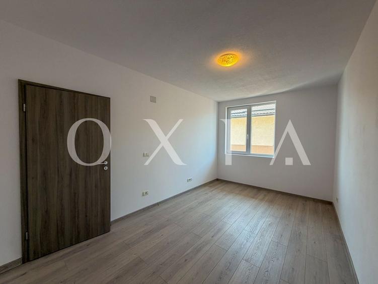 Apartament cu 2 camere semidecomandat în Giroc
