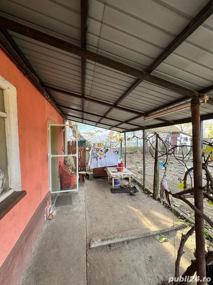 Casă cu 2 camere cu Teren 4535 Mp în Ateaș