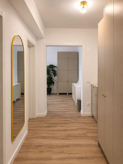Apartament cu 3 camere decomandat în Lotus