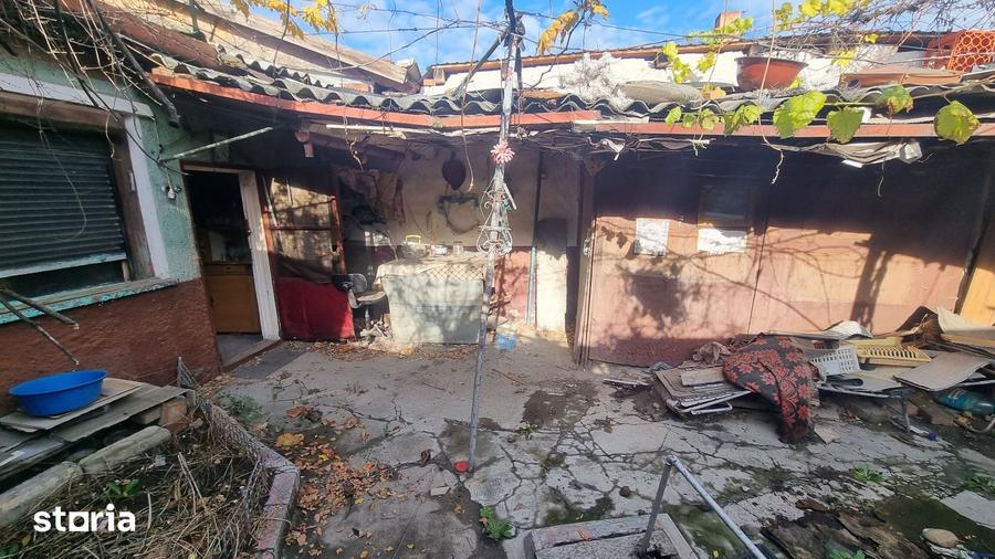 Casă cu 2 camere cu Teren 106 Mp în Dragoș Vodă