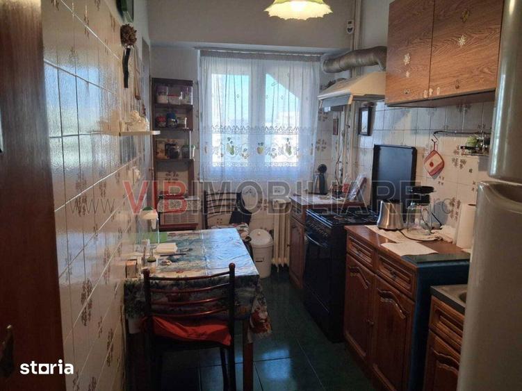 Apartament cu 4 camere în Pantelimon