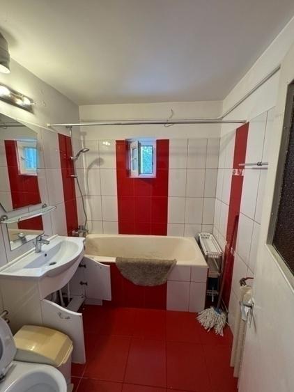 Apartament cu 2 camere decomandat în Nicolina