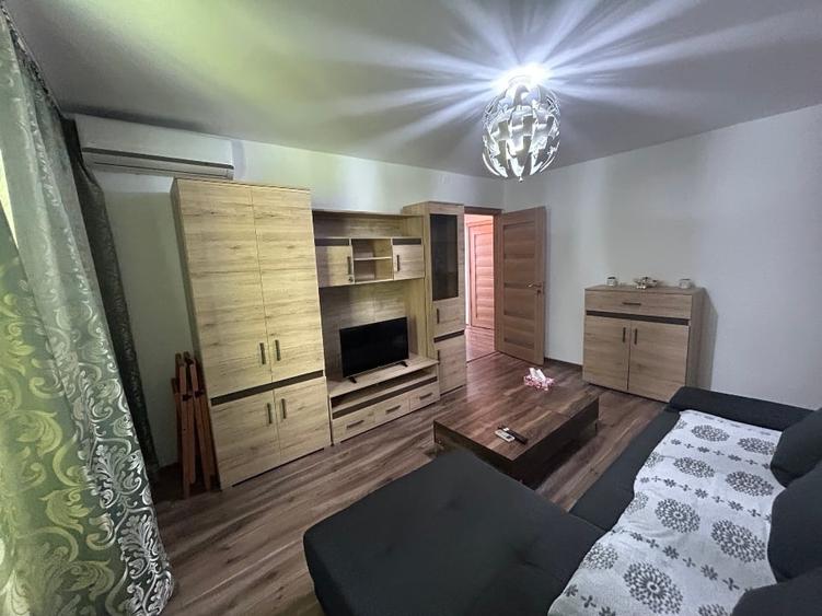 Apartament cu 2 camere decomandat, mobilat în Giurgiului