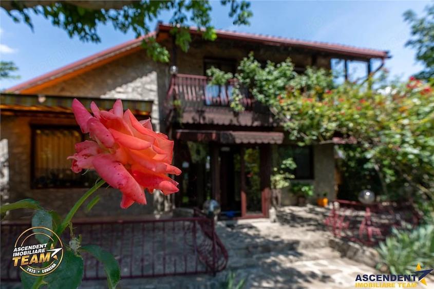 Casă cu 5 camere cu Teren 893 Mp în Chiajna