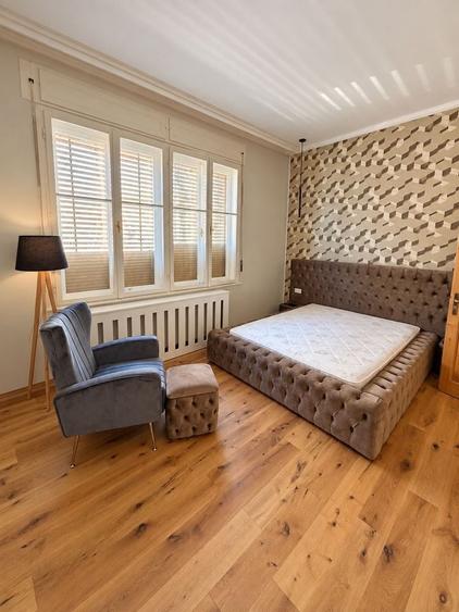 Apartament cu 4 Camere- Ultracentral - 4