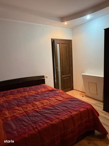 Casă cu 5 camere cu Teren 794 Mp în Mihail Kogălniceanu