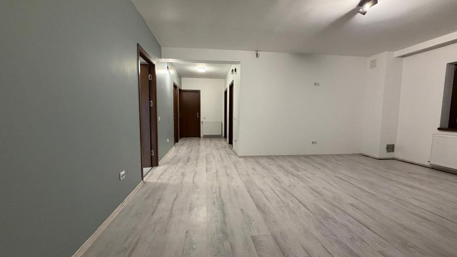 Casă individuală cu 5 camere cu Canalizare în Moara de Vânt