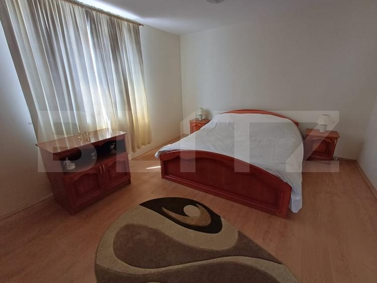 Casă cu 9 camere, mobilată și utilată, 396 mp, Suceava - 10