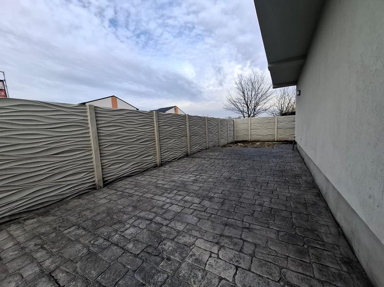 Casă individuală cu 4 camere cu Canalizare în Prelungirea Ghencea