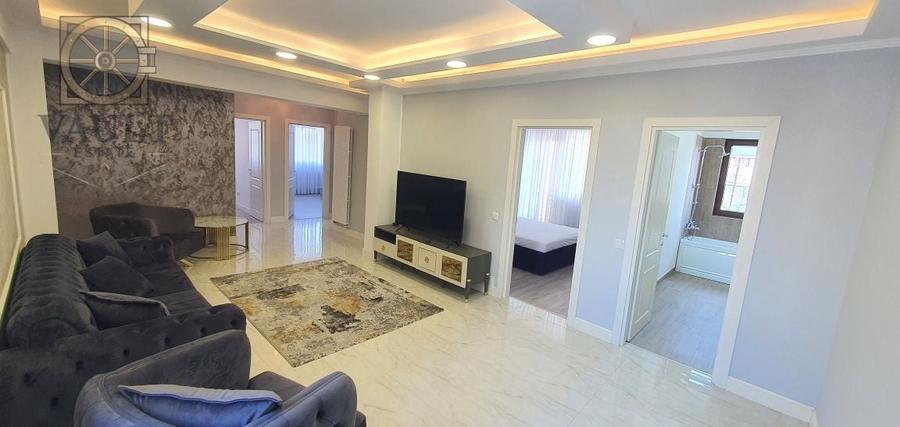 Apartament cu 4 camere decomandat, mobilat în Jiului