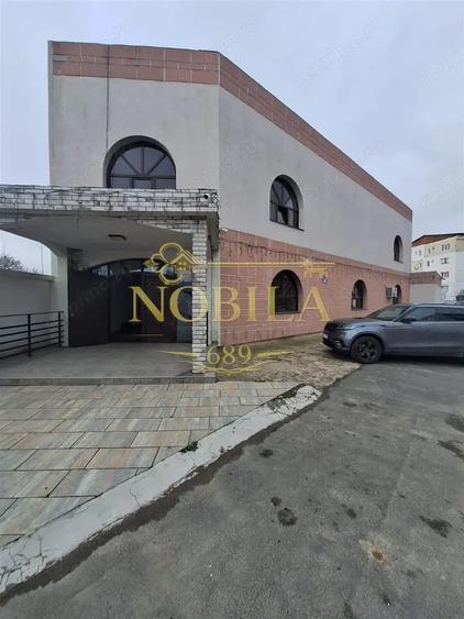 Spațiu comercial, de 984 mp, în Est