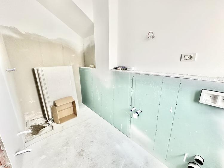 Duplex cu 4 camere cu Canalizare în Moșnița Veche