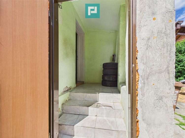 Casă cu 5 camere cu Teren 1130 Mp în Alfa