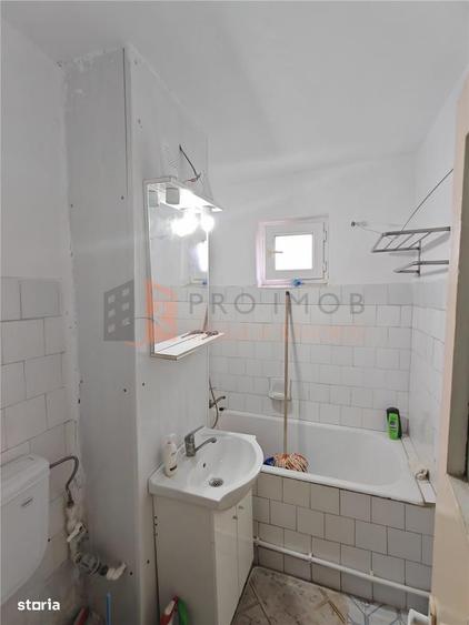 Apartament cu 2 camere decomandat în Băceni