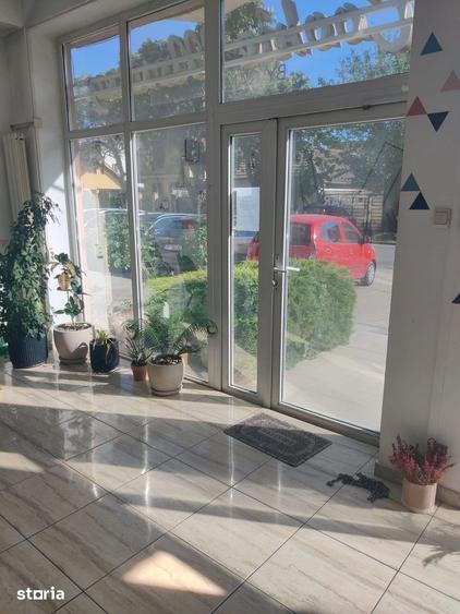 Spațiu comercial, de 180 mp, în Iosia