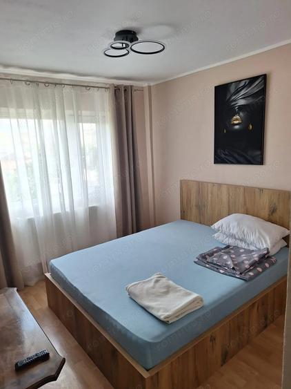 Apartament cu 2 camere decomandat, mobilat în Micro 17