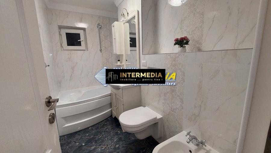 Apartament cu 3 camere semidecomandat, mobilat în Ampoi 1