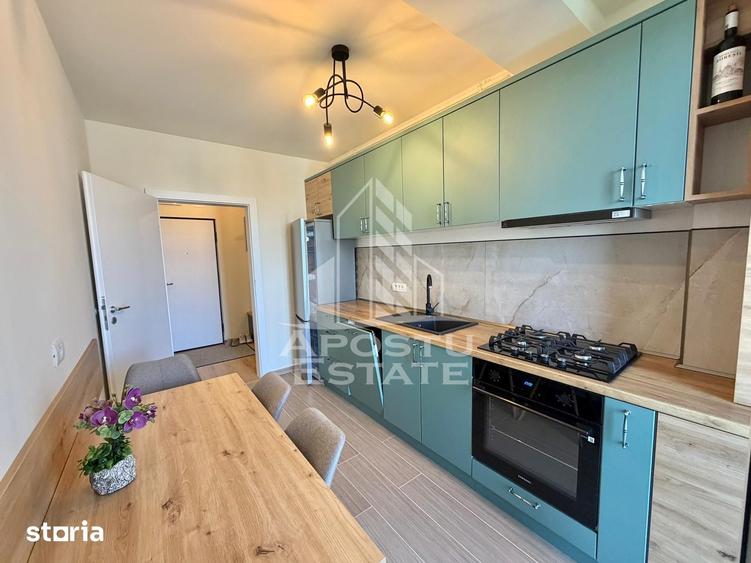 Apartament cu 2 camere, mobilat în Est