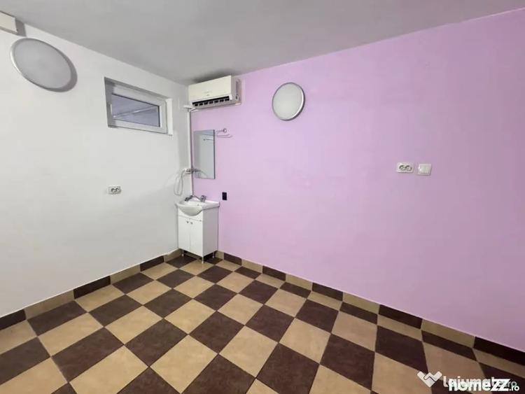 Casă cu 3 camere cu Teren 164 Mp în Delfinariu