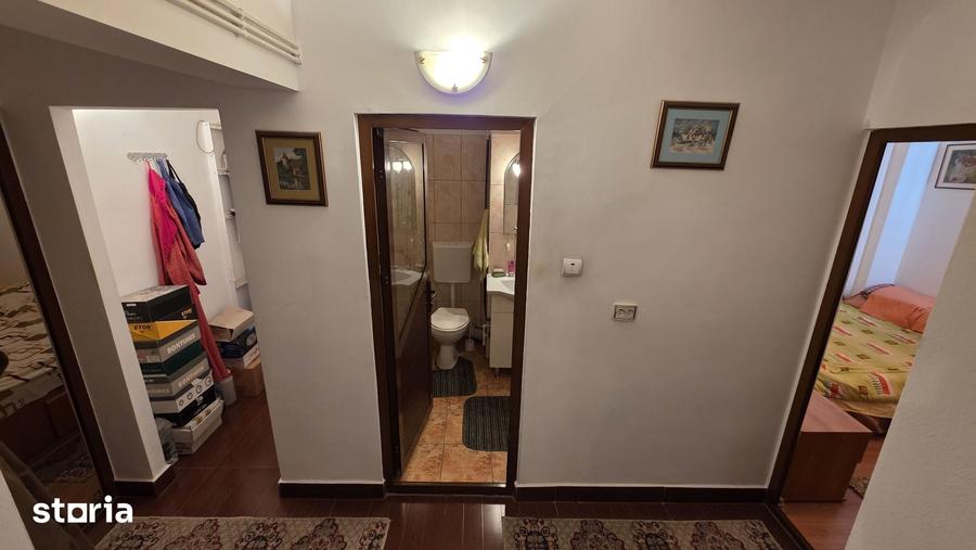 Apartament cu 4 camere în Central